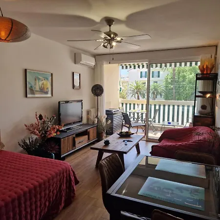 Magnifique 2 Pers, A 120 Metres Apartment Juan-les-Pins